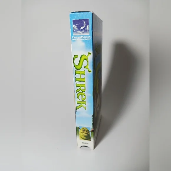 Shrek VHS - Picture 2 of 6
